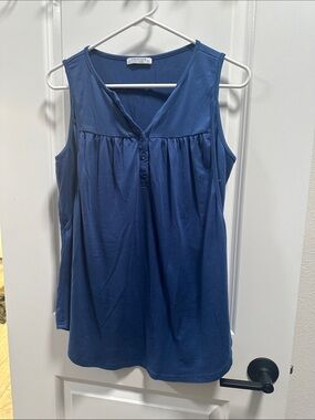 Ekouaer nursing top  Navy Blue Sleeveless Tank